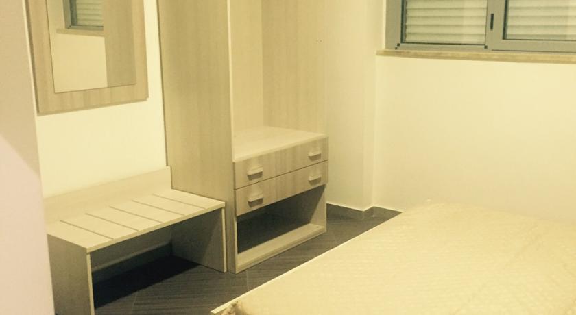 Civico 83 Bed & Breakfast *